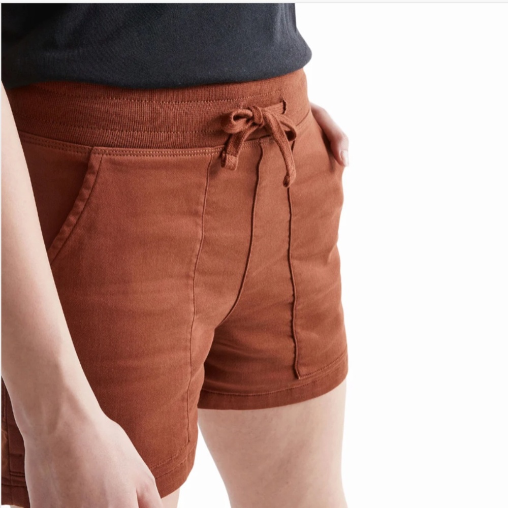 NWT DUER - Women's No Sweat Everyday Short in Tortoise Shell - Size Small - Picture 4 of 6